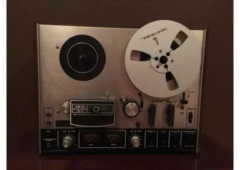 1960s reel to reel Akai 4000ds audio recorder